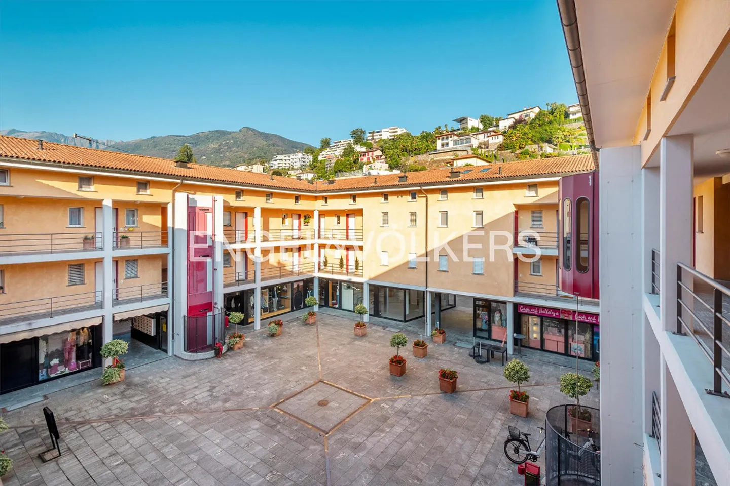 Incantevole appartamento per vacanze con galleria nel centro storico di Ascona (98) - Foto 2 di 9
