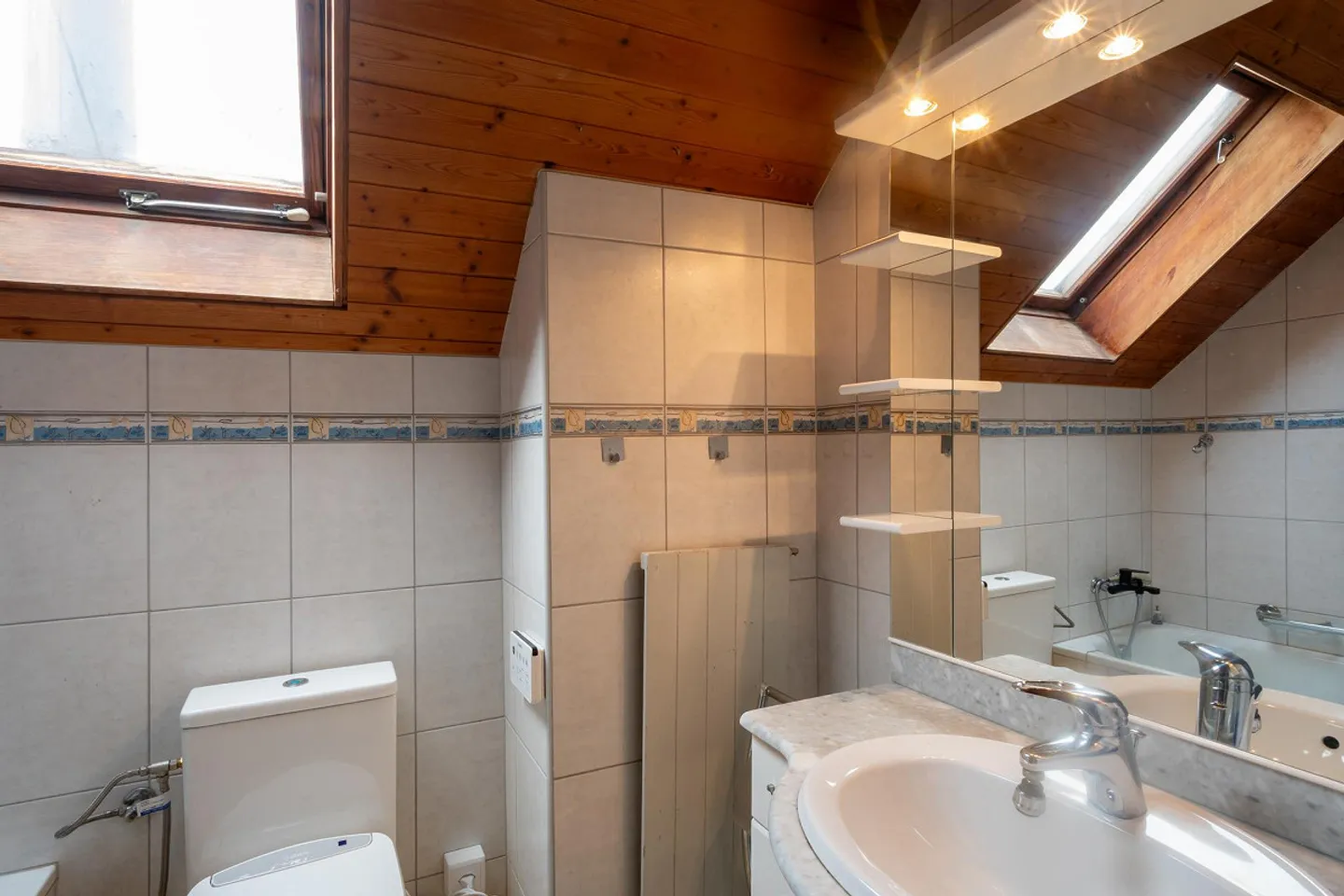 Charmantes Einfamilienhaus mit Garten - Foto 10 von 19
