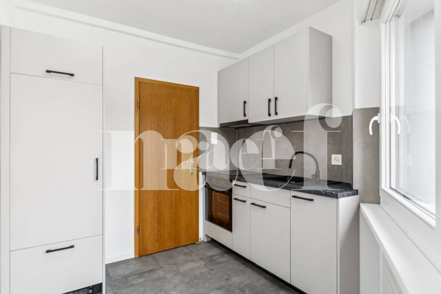 Bel Appartement Rénové - Photo 2 sur 10