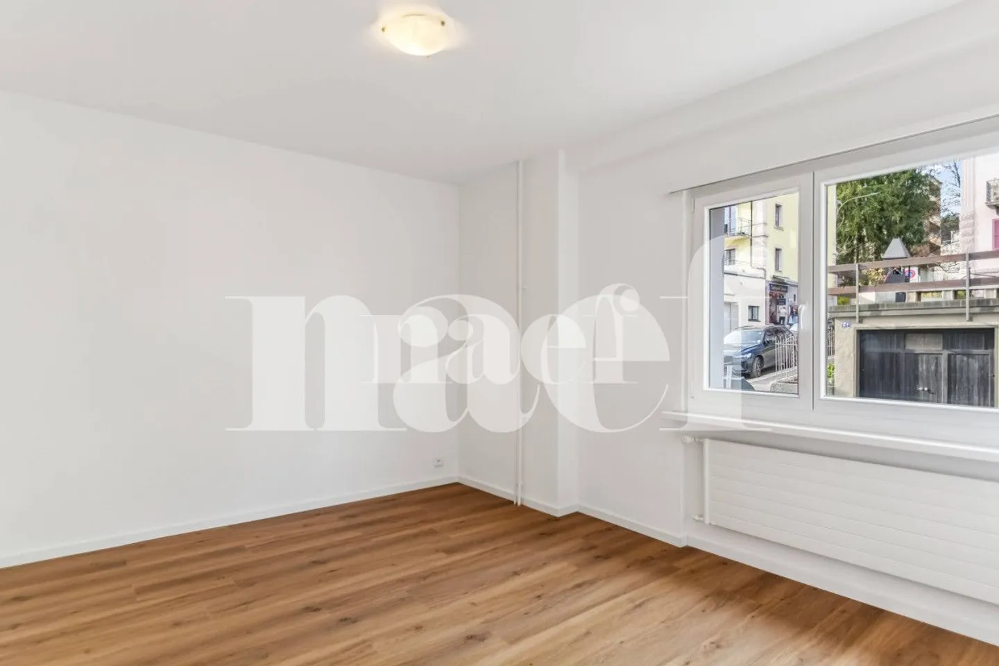 Bel Appartement Rénové - Photo 3 sur 10