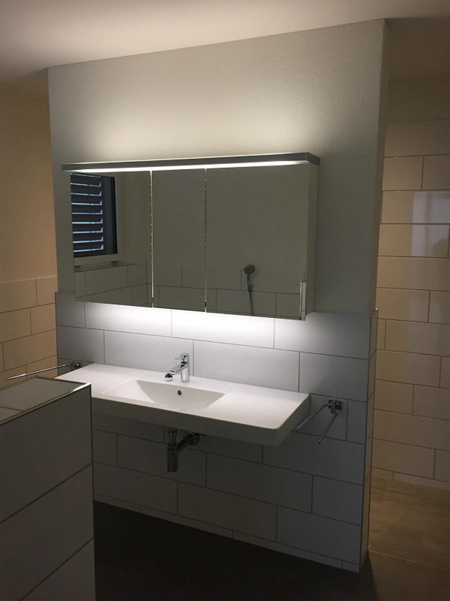 Geräumige helle Familienwohnung mit Balkon - Foto 3 von 8