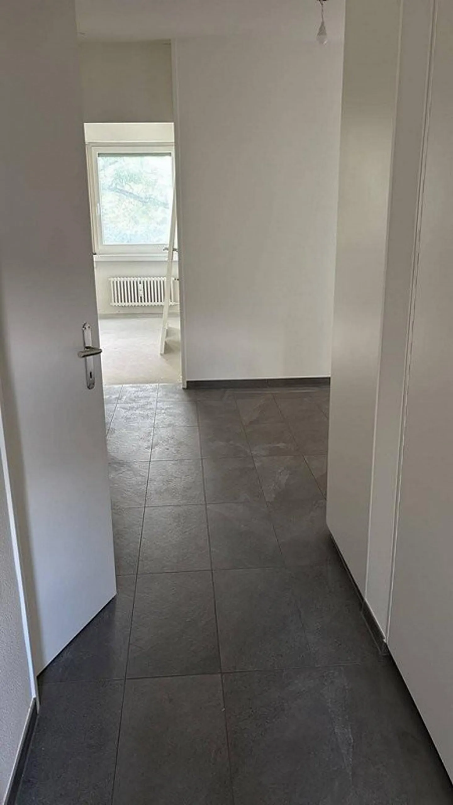 Renovated apartment in an ideal location - Photo 2 of 6