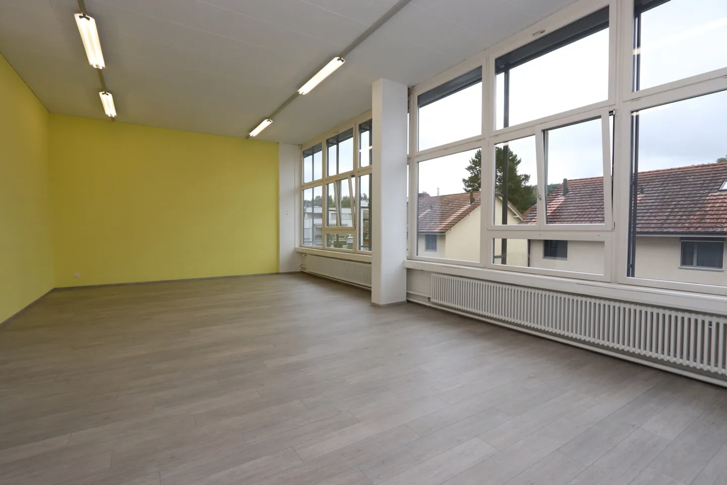 Grosszügige Gewerbefläche in Zentrumsnähe - ab sofort verfügbar - Foto 3 von 7