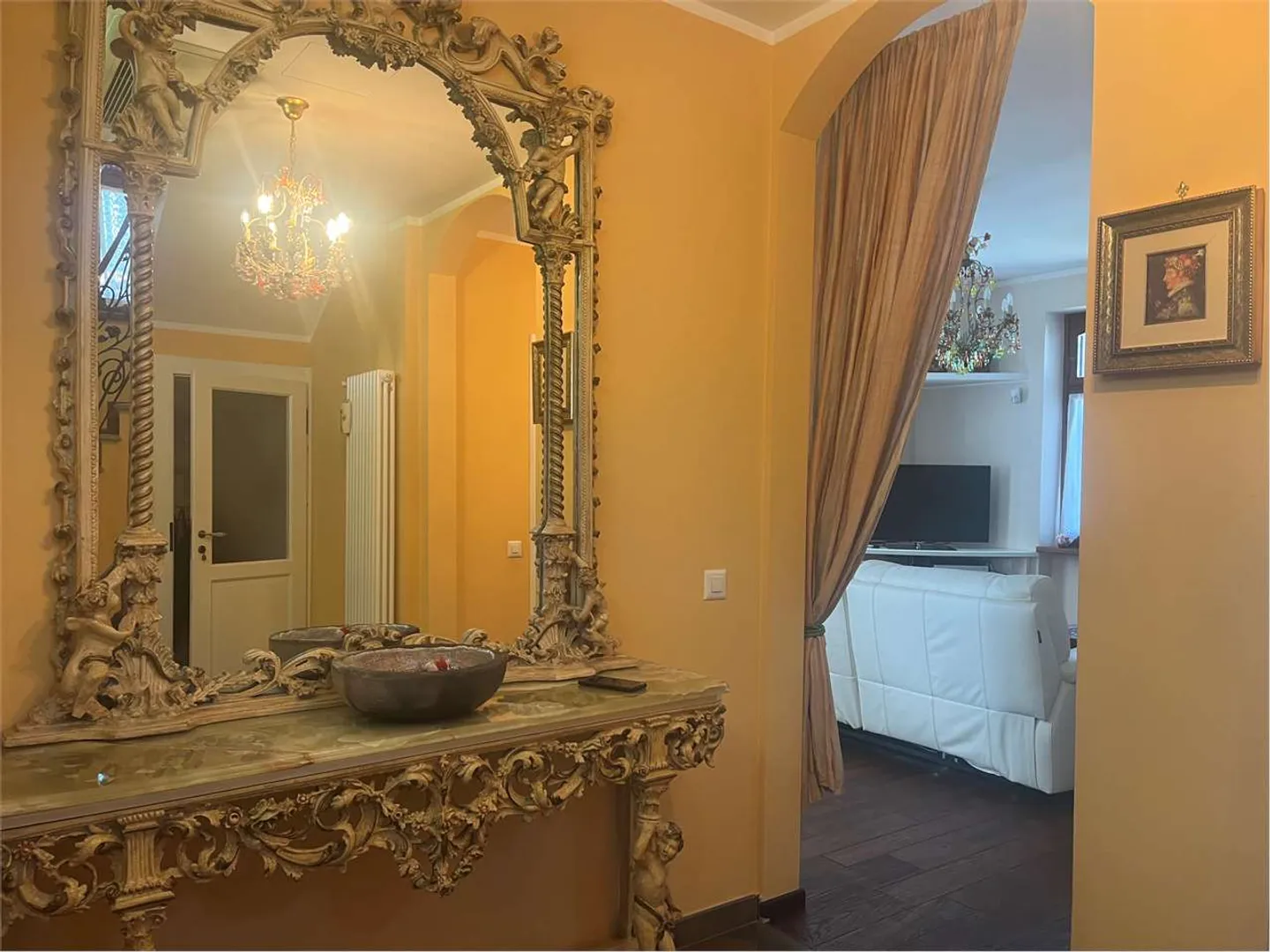 Magnifica villa a Balerna con piscina - Foto 8 di 13