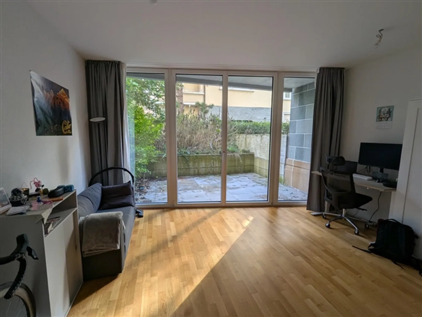 Appartement 1,5 pièces au rez-de-chaussée avec terrasse - Photo 2 sur 8