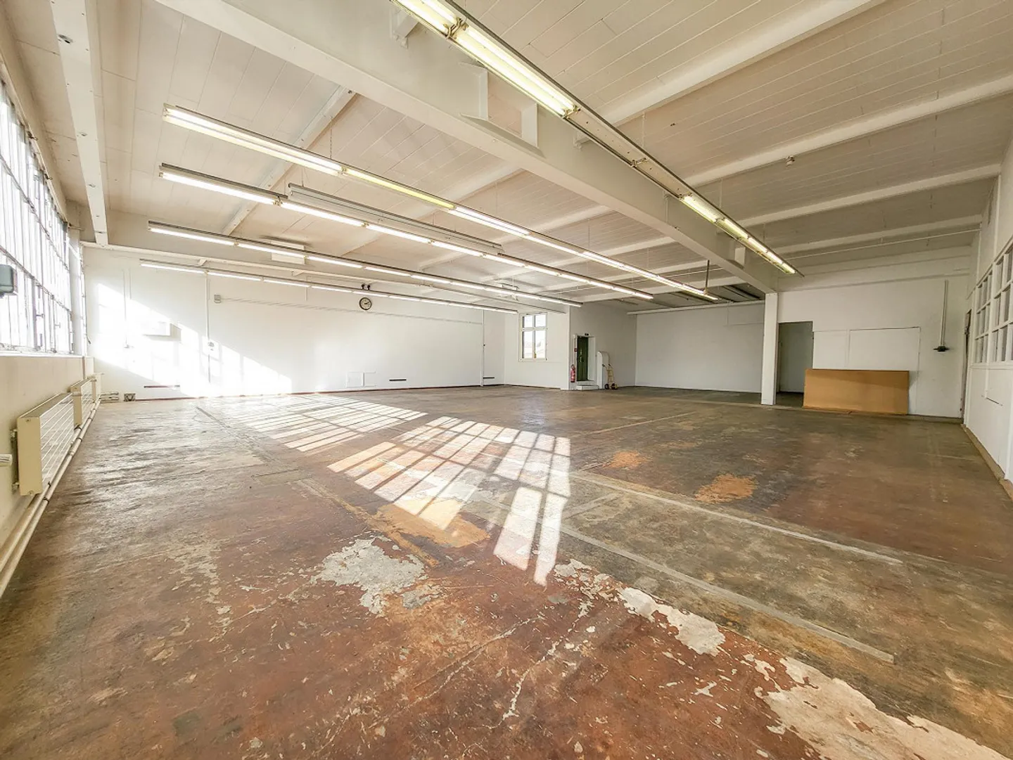 Showroom, spazio commerciale, di produzione o fitness nel centro - Foto 3 di 4