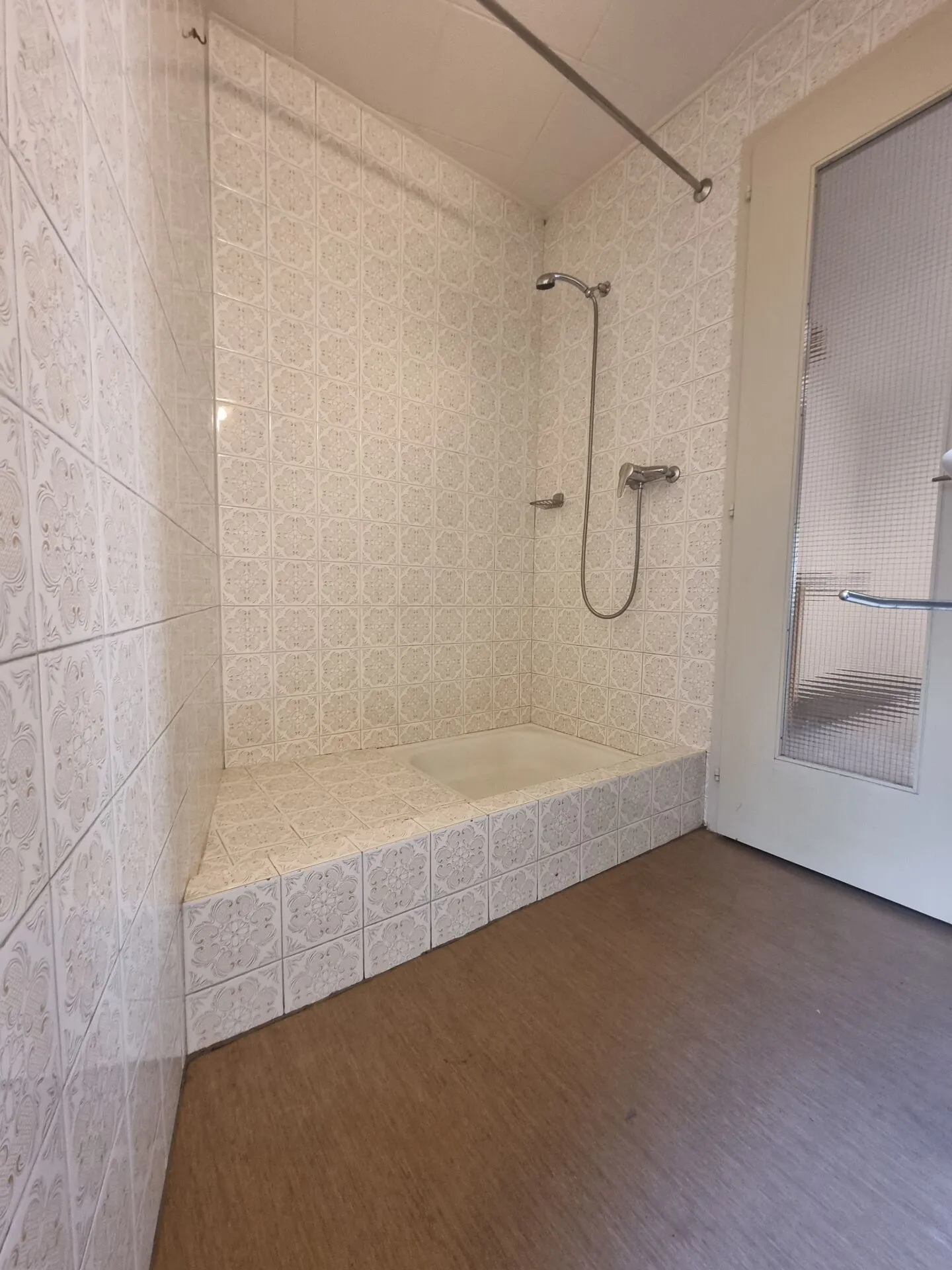 Studio dans la vieille ville de Bienne - Photo 5 sur 5