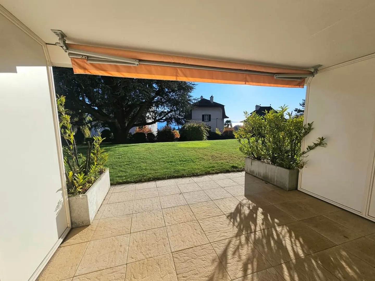 Charmant appartement de 2,5 pièces avec terrasse à Pully - Photo 1 sur 9