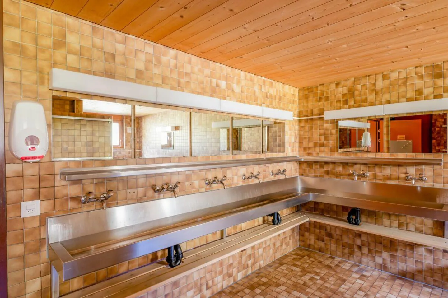 Spacious Youth House in Elevated Location with Versatile Uses - Photo 3 of 9