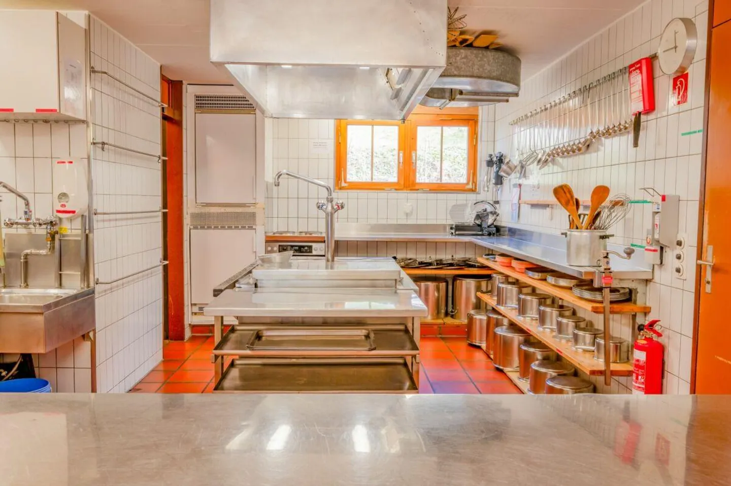 Spacious Youth House in Elevated Location with Versatile Uses - Photo 6 of 9
