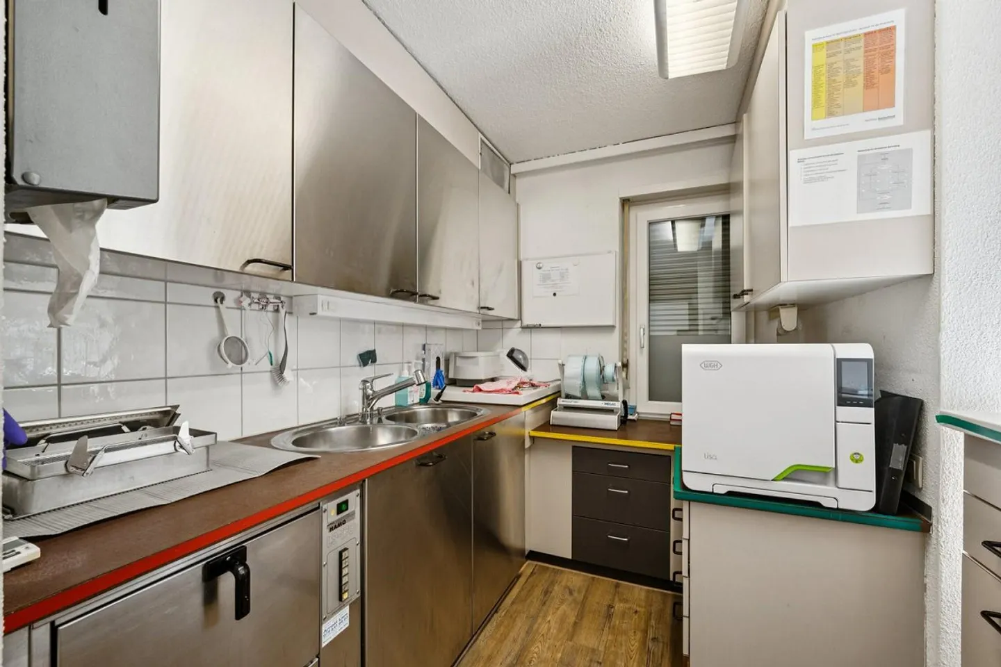 Attractive 112m2 practice/commercial space available from April 1, 2027 in Malters - Photo 4 of 11