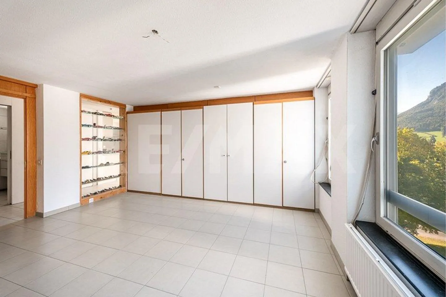 Spacious Apartment in Top Condition - Photo 9 of 13