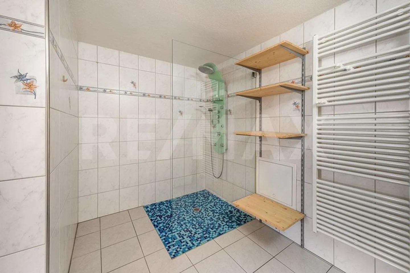 Spacious Apartment in Top Condition - Photo 10 of 13