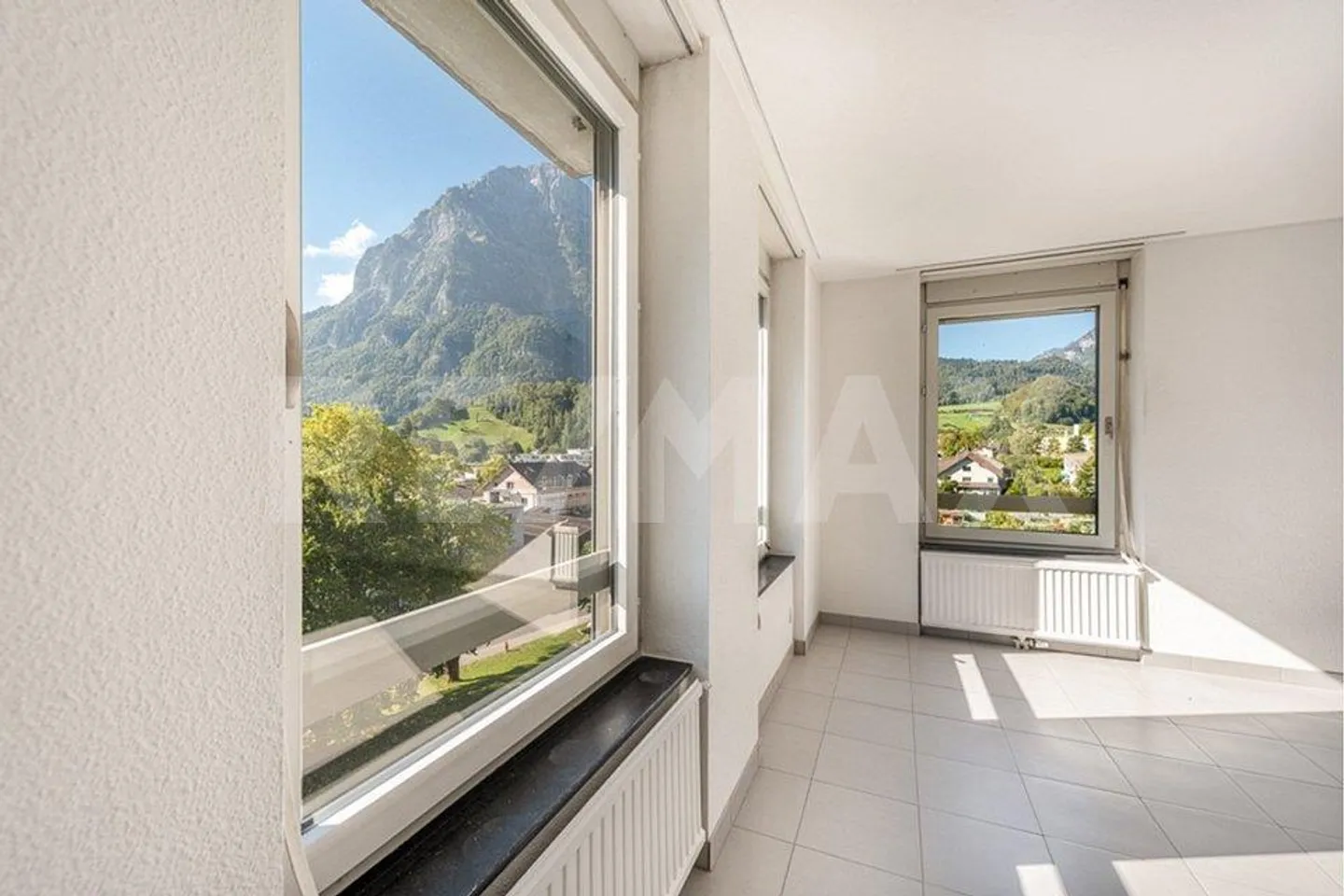 Spacious Apartment in Top Condition - Photo 12 of 13