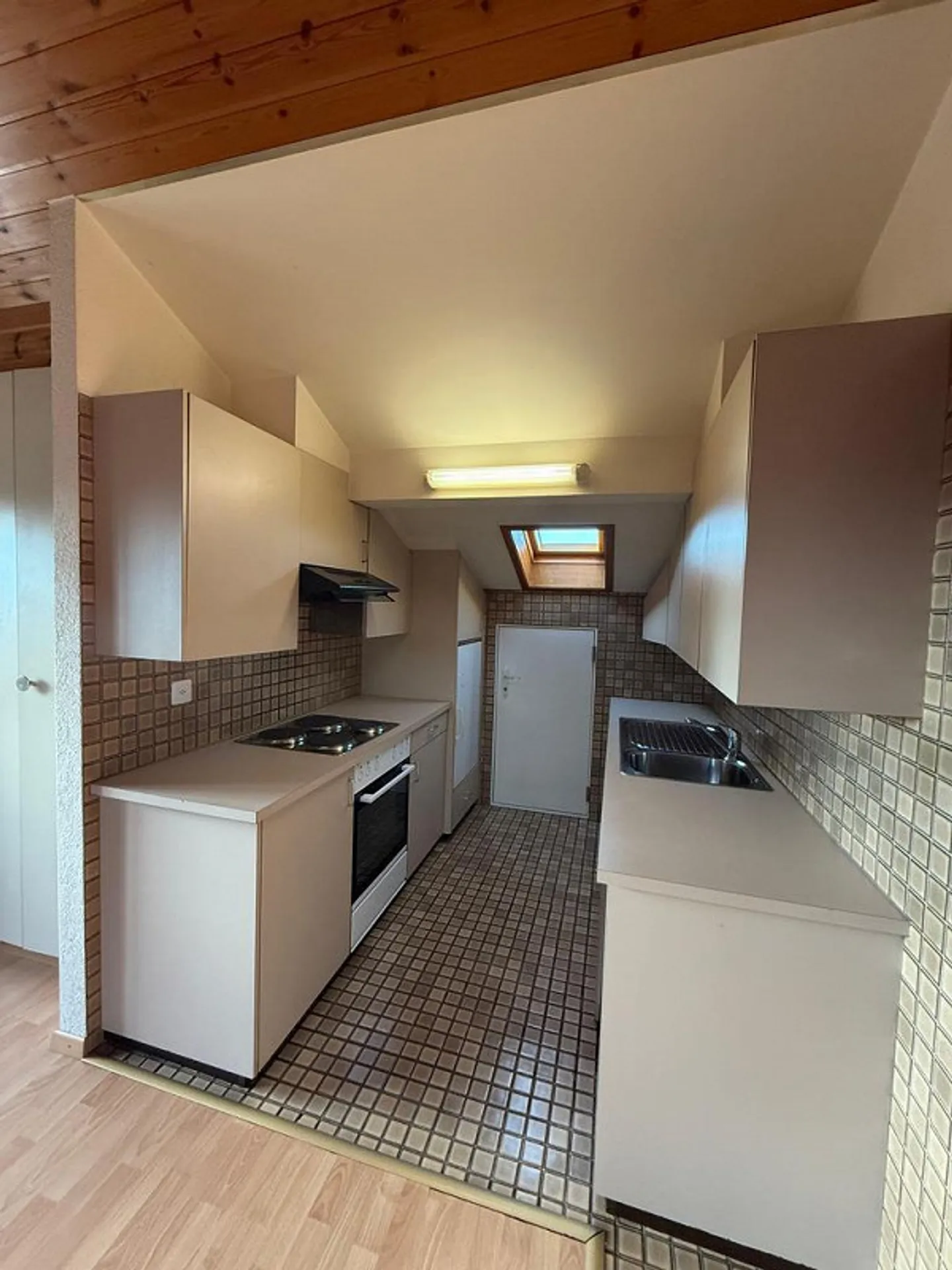 Bright 2.5 Attic Apartment on the 3rd Floor - Photo 1 of 8