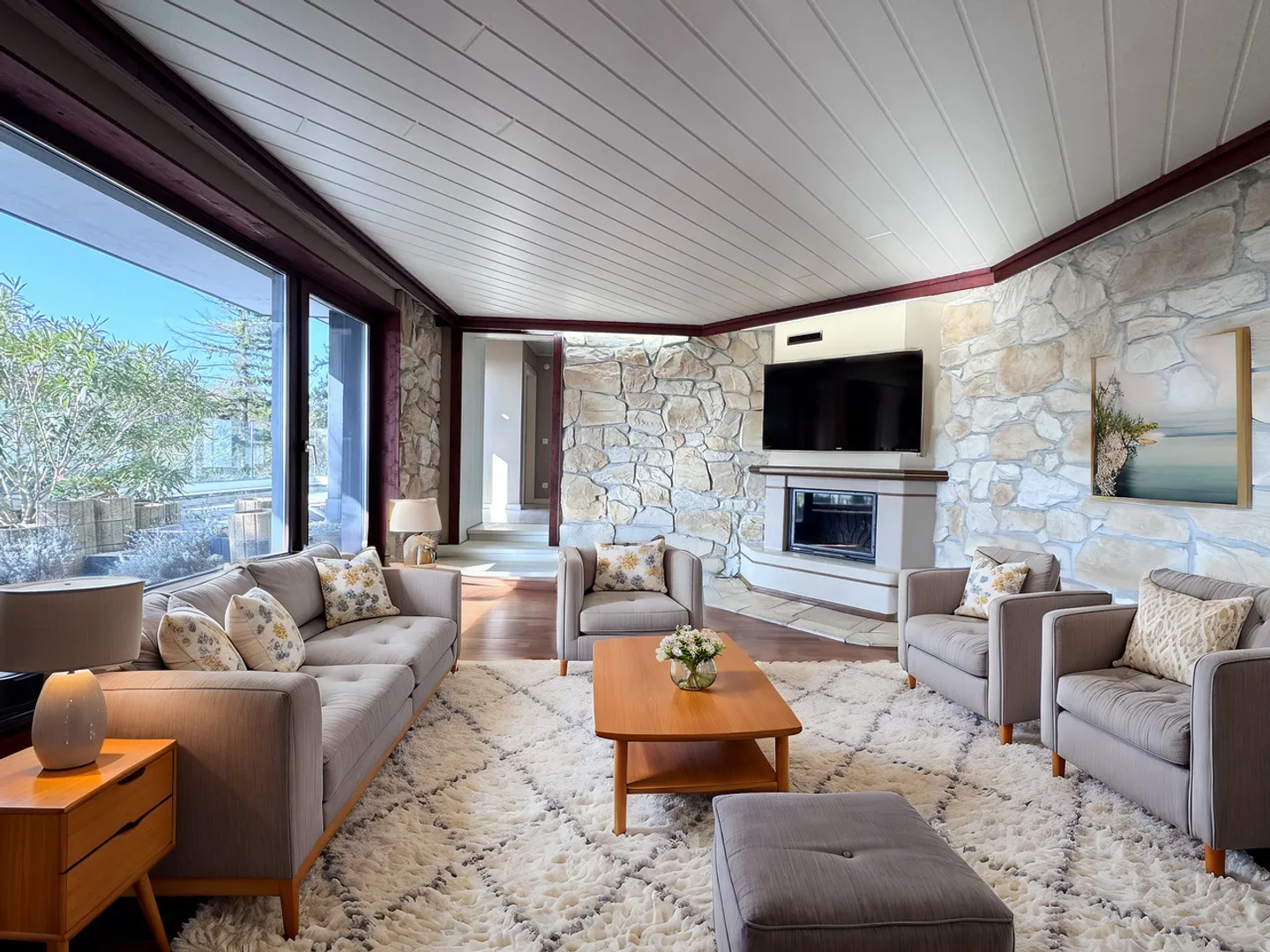 Bright 5.5-room apartment in Castel San Pietro - Photo 1 of 12