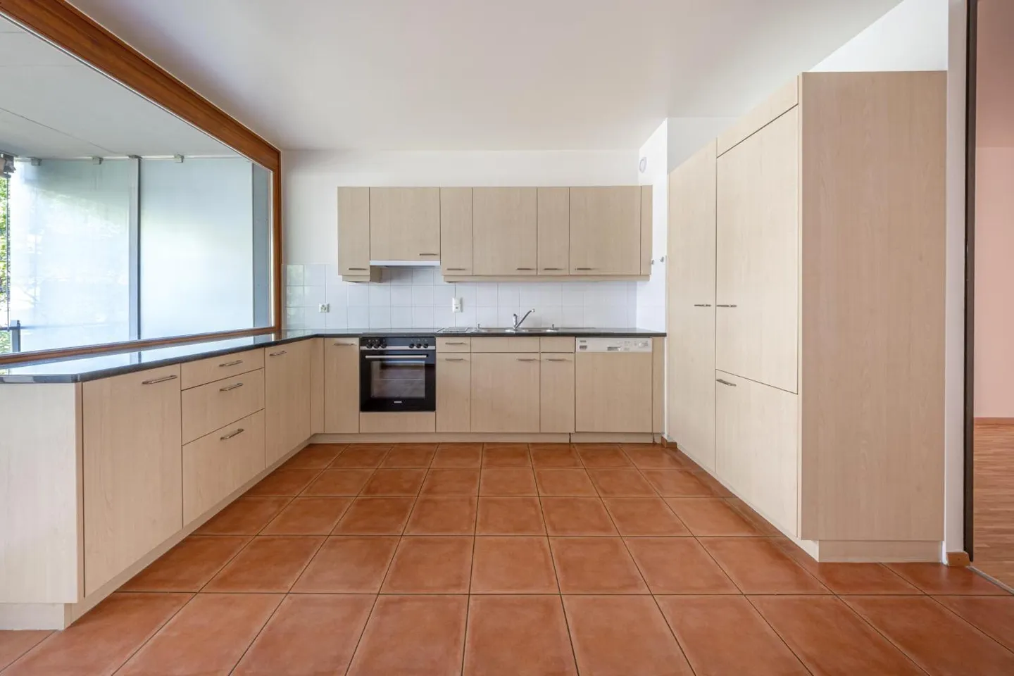 Appartement spacieux aux Nations - Photo 4 sur 13