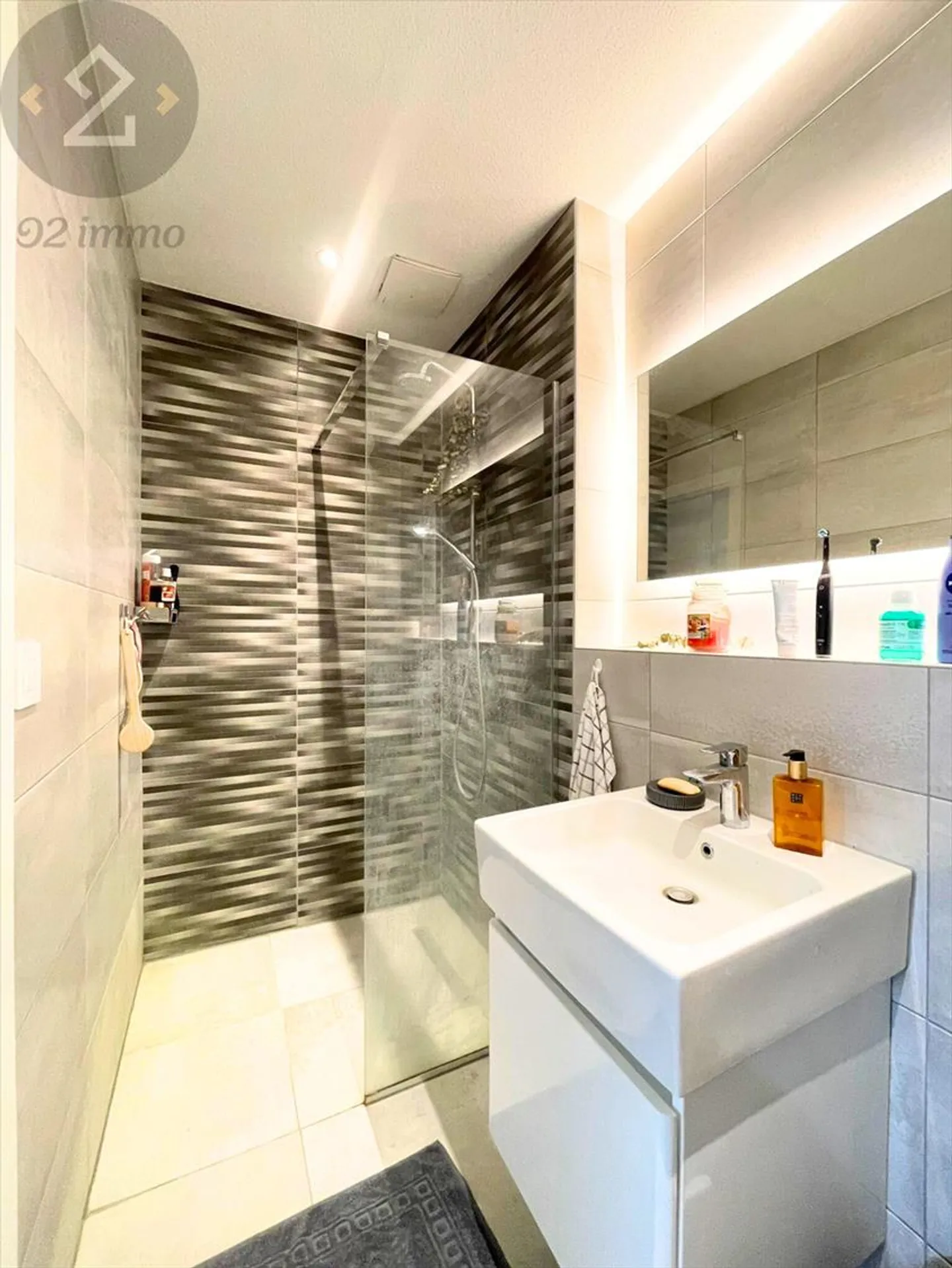 Superb apartment for rent in Grandsivaz. - Photo 4 of 6