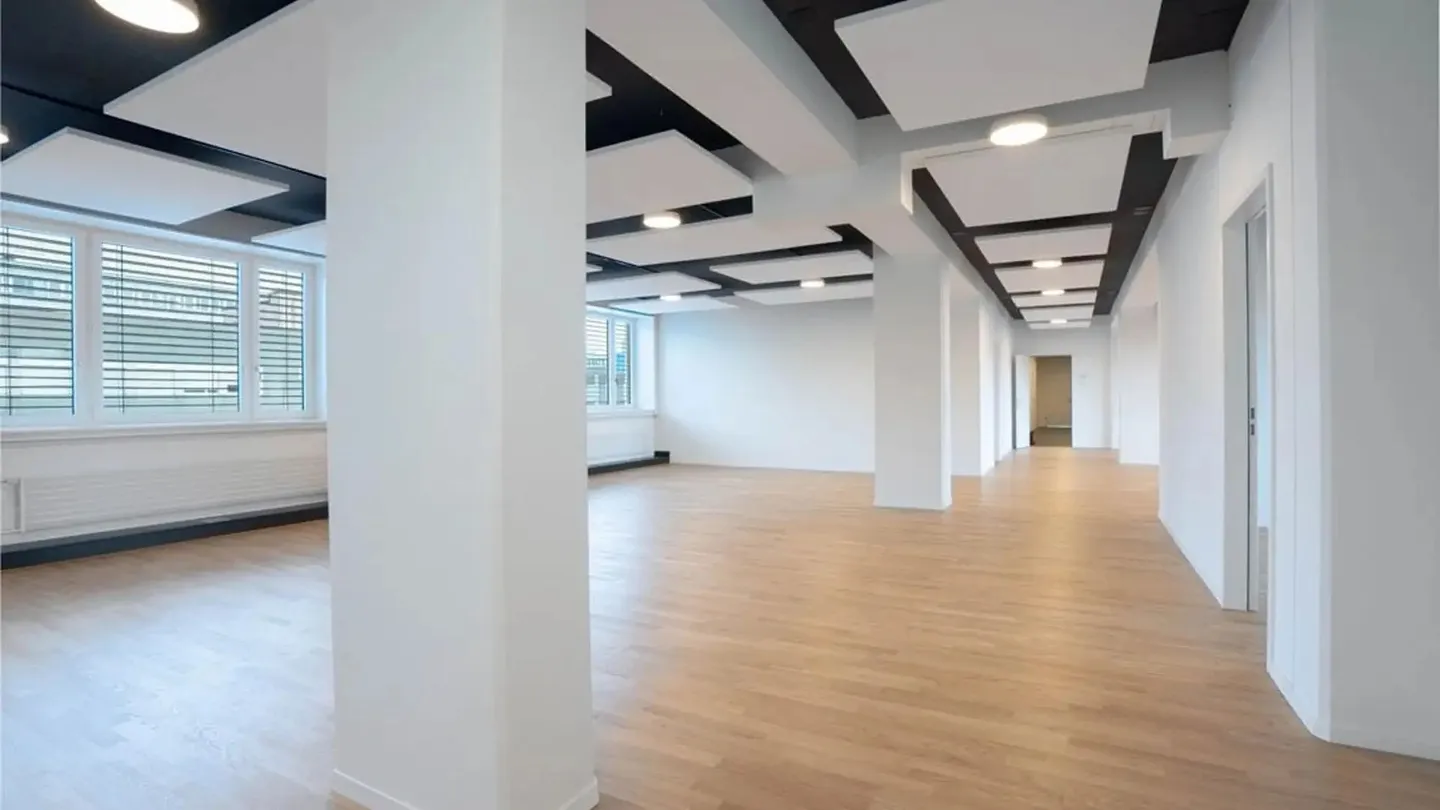 Commercial for rent, Brandbachstrasse 10 (Dietlikon, Switzerland) - Foto 1 di 9