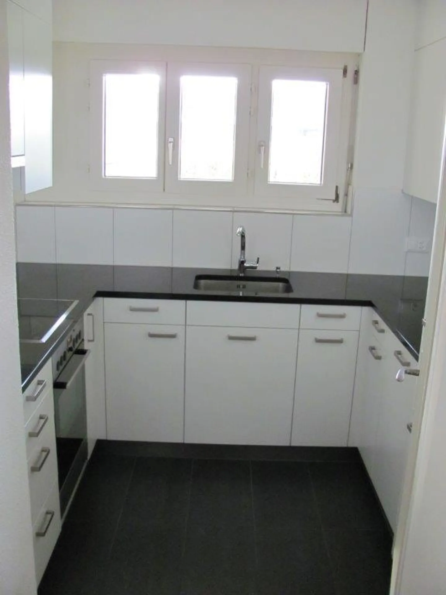 Appartamento spazioso 2.5 locali - Foto 3 di 8