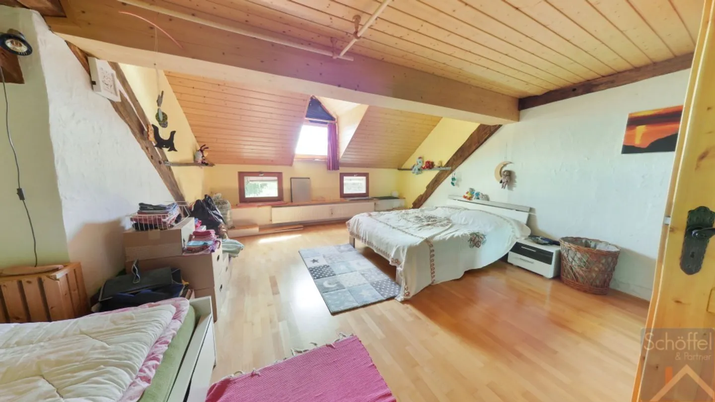 Maison individuelle de 6 pièces avec beaucoup d'espace - Photo 9 sur 13