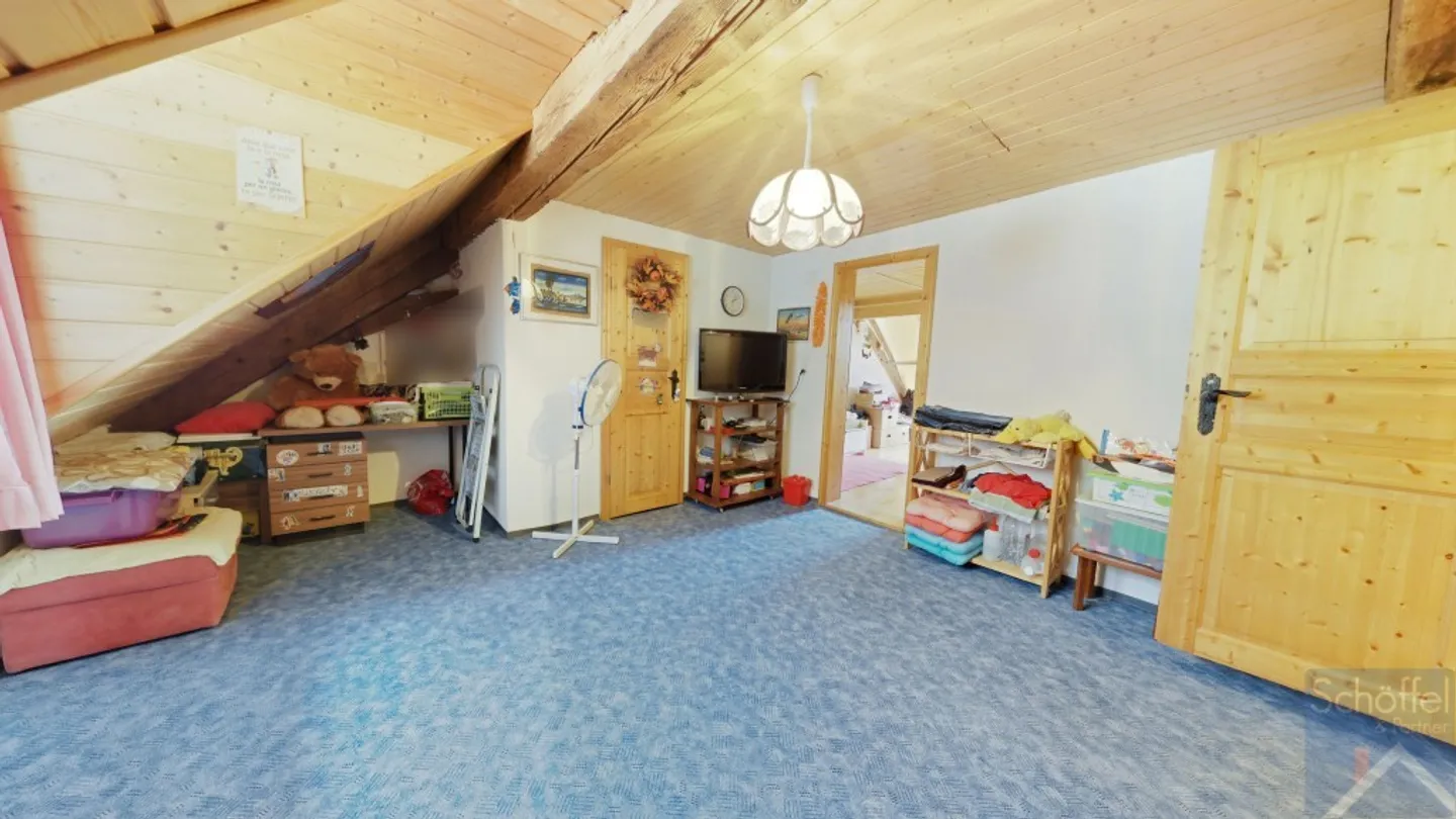 Maison individuelle de 6 pièces avec beaucoup d'espace - Photo 10 sur 13