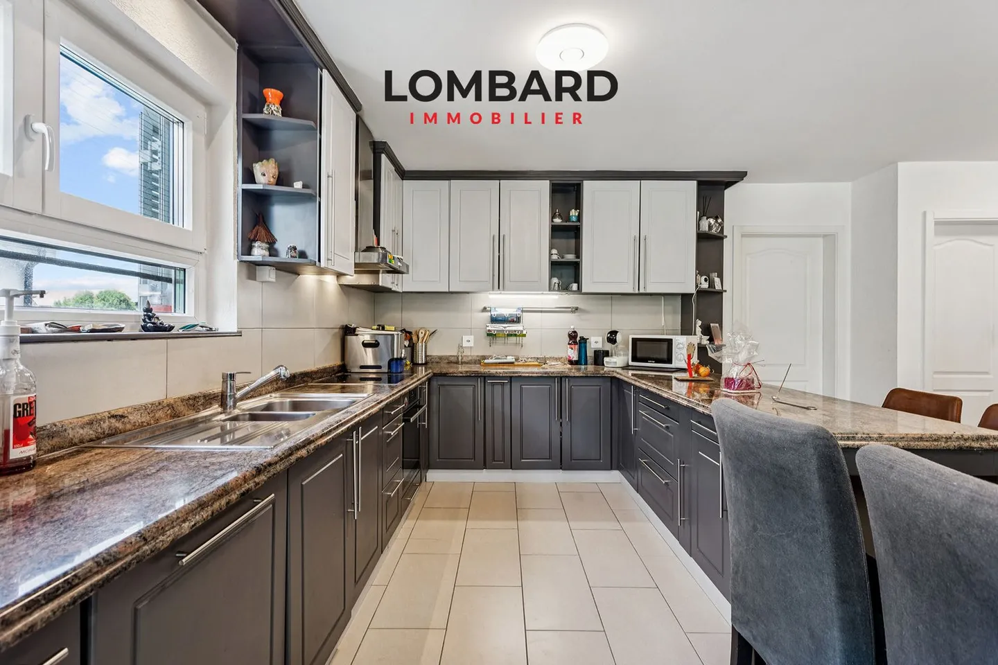 ***RESERVIERT*** Schöne individuelle Villa mit 6,5 Zimmern - Foto 6 von 9