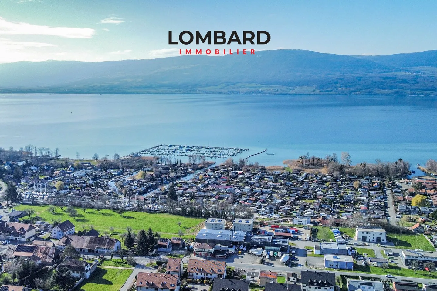 Terrain mit Panoramablick auf den See - Photo 1 sur 6