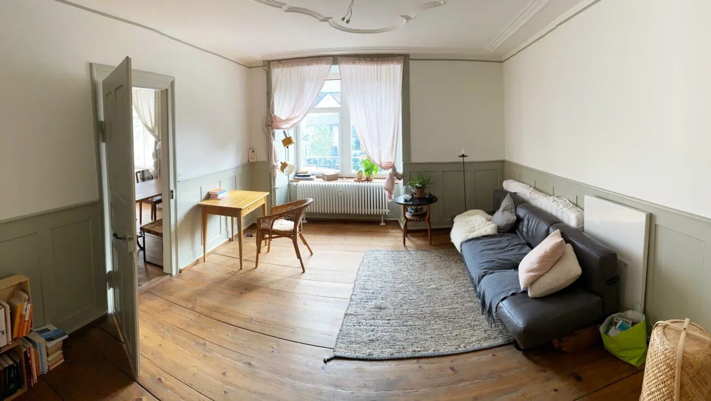 Grand appartement lumineux au cœur de la vieille ville - Photo 5 sur 8