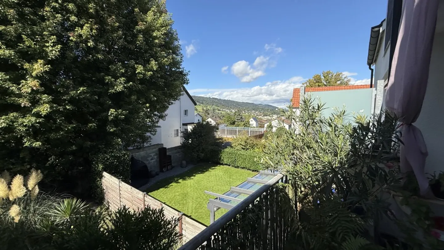 Casa a schiera di 6,5 stanze con giardino idilliaco - Foto 6 di 11