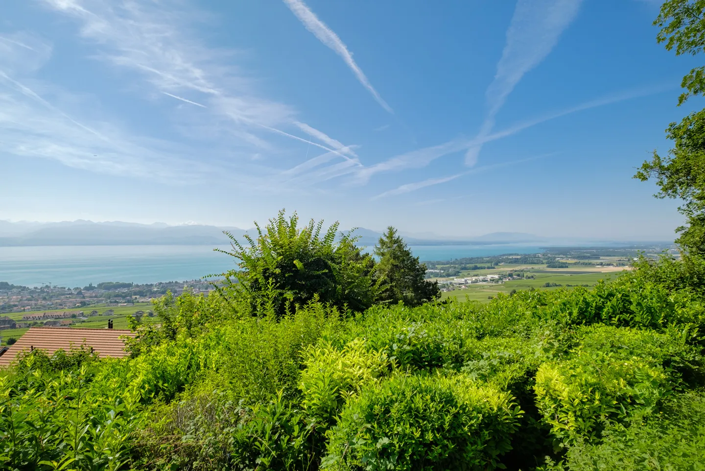 Propriété rénovée, piscine et vue lac panoramique, Mont-sur-Rolle - Photo 16 sur 18