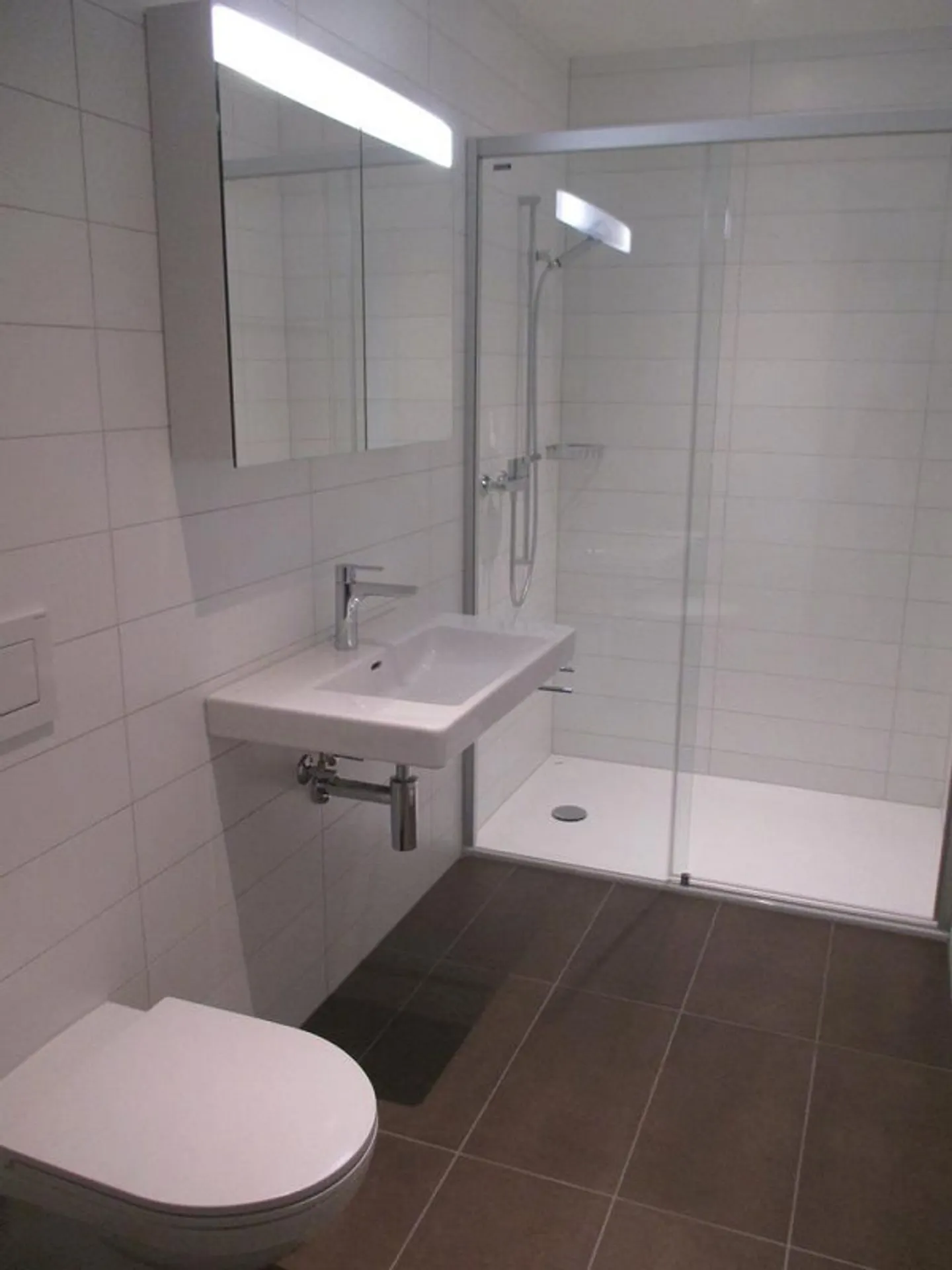 Spacious, modern 3.5-room apartment in Emmen - Photo 8 of 9