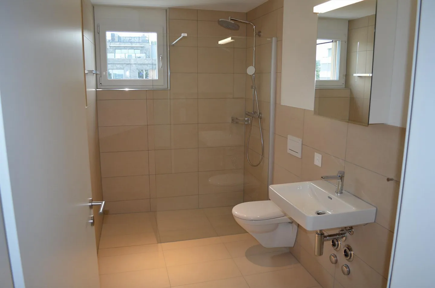 Appartement moderne de 3,5 pièces au Seerhein Tägerwilen à louer - Photo 5 sur 6