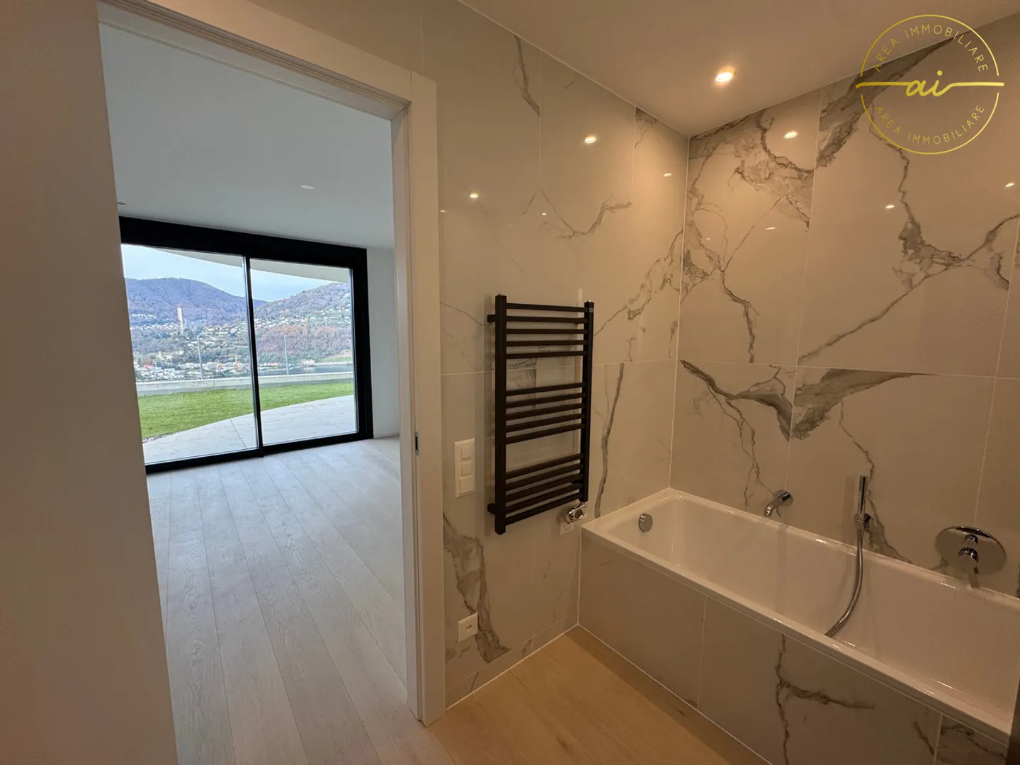 Appartement exclusif de 4,5 pièces avec vue sur le lac - Photo 10 sur 13