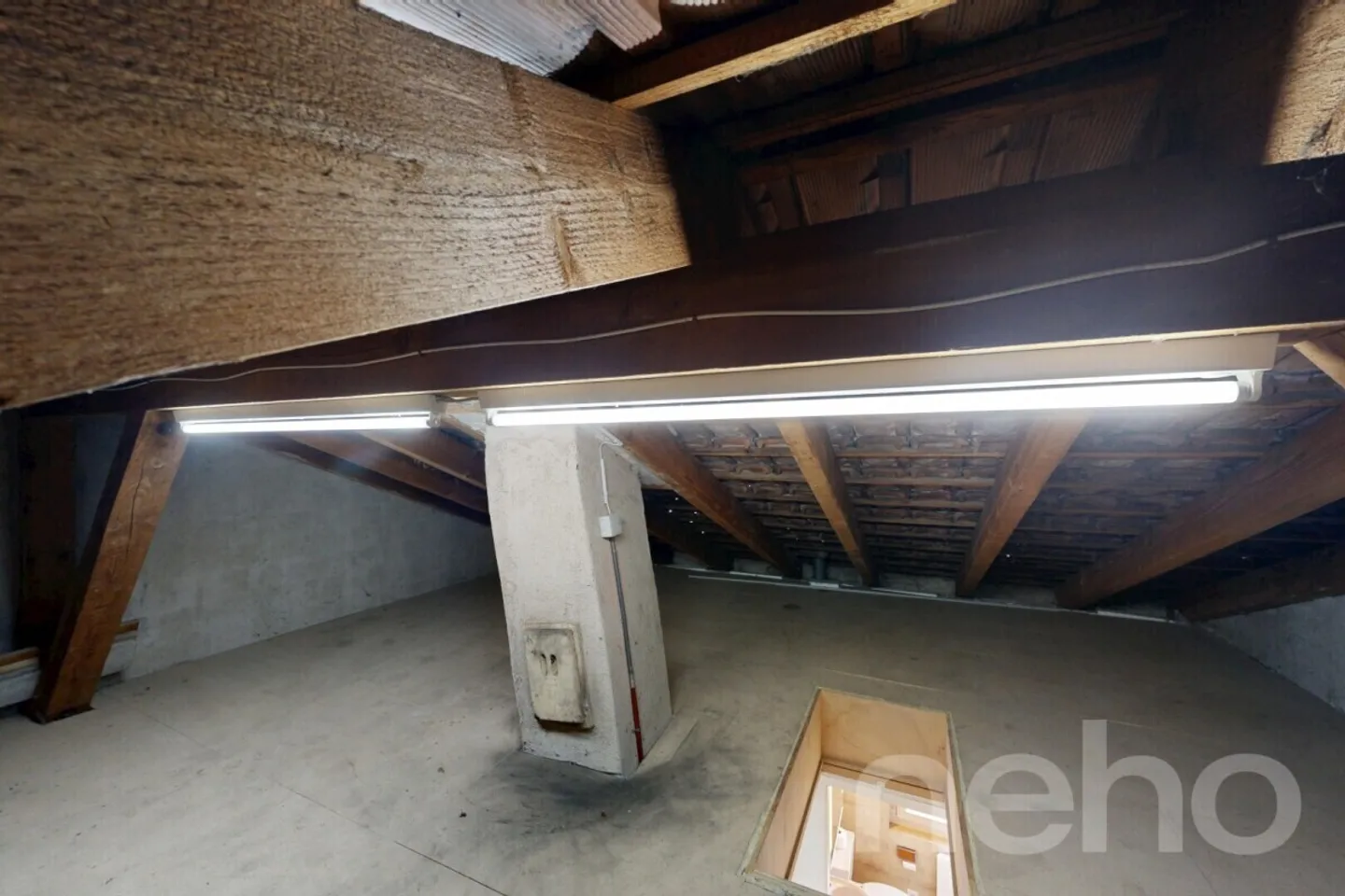 Casa a schiera con grande potenziale di espansione in una posizione centrale - Foto 12 di 12