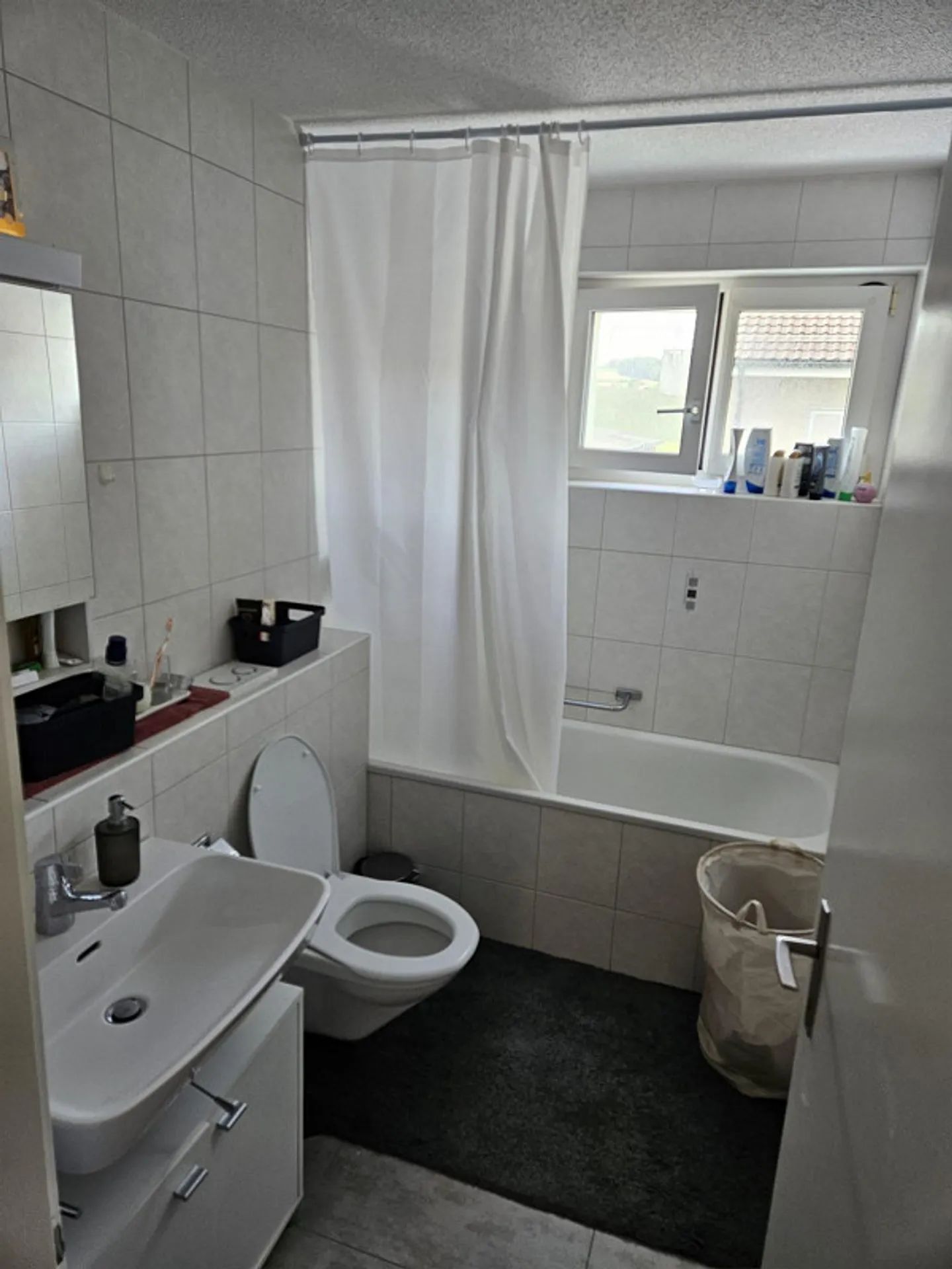 Bright & family-friendly 4.5-room apartment in Niederscherli - Photo 4 of 14