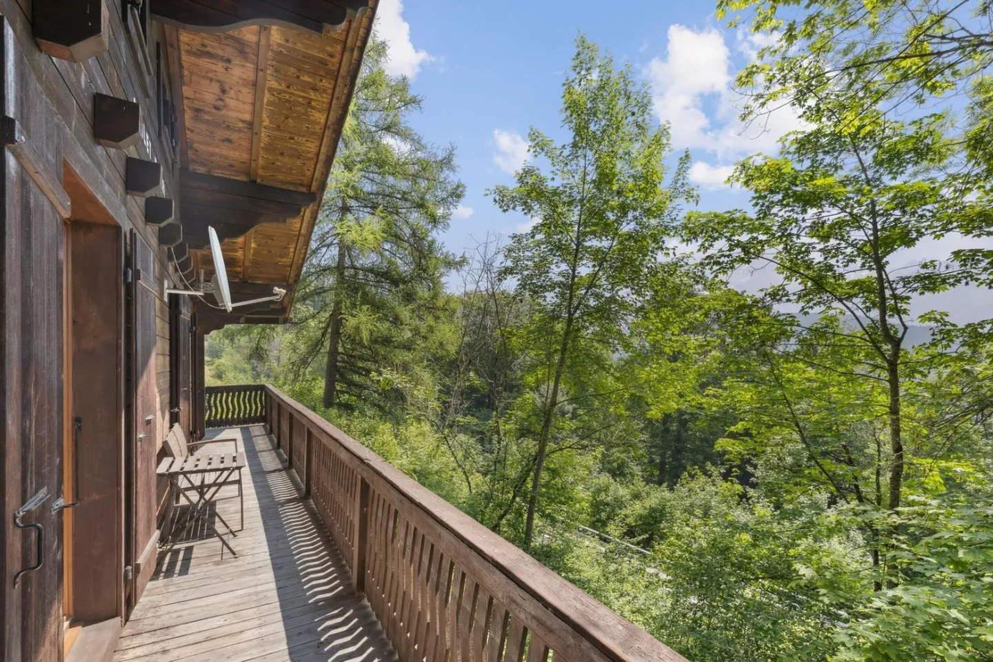 Chalet familiare con 5 camere all'ingresso di Villars-sur-Ollon - Foto 2 di 12