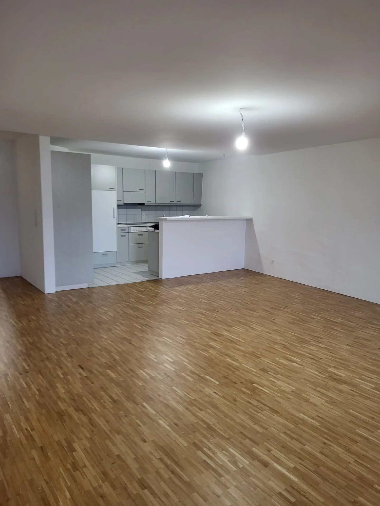 Charmante Wohnung in Nidau - Foto 2 von 25