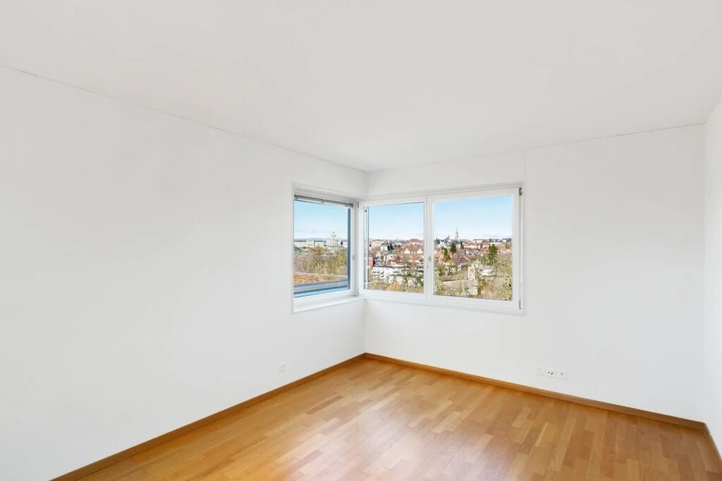 Beautiful apartment in Sandrain - Photo 3 of 9