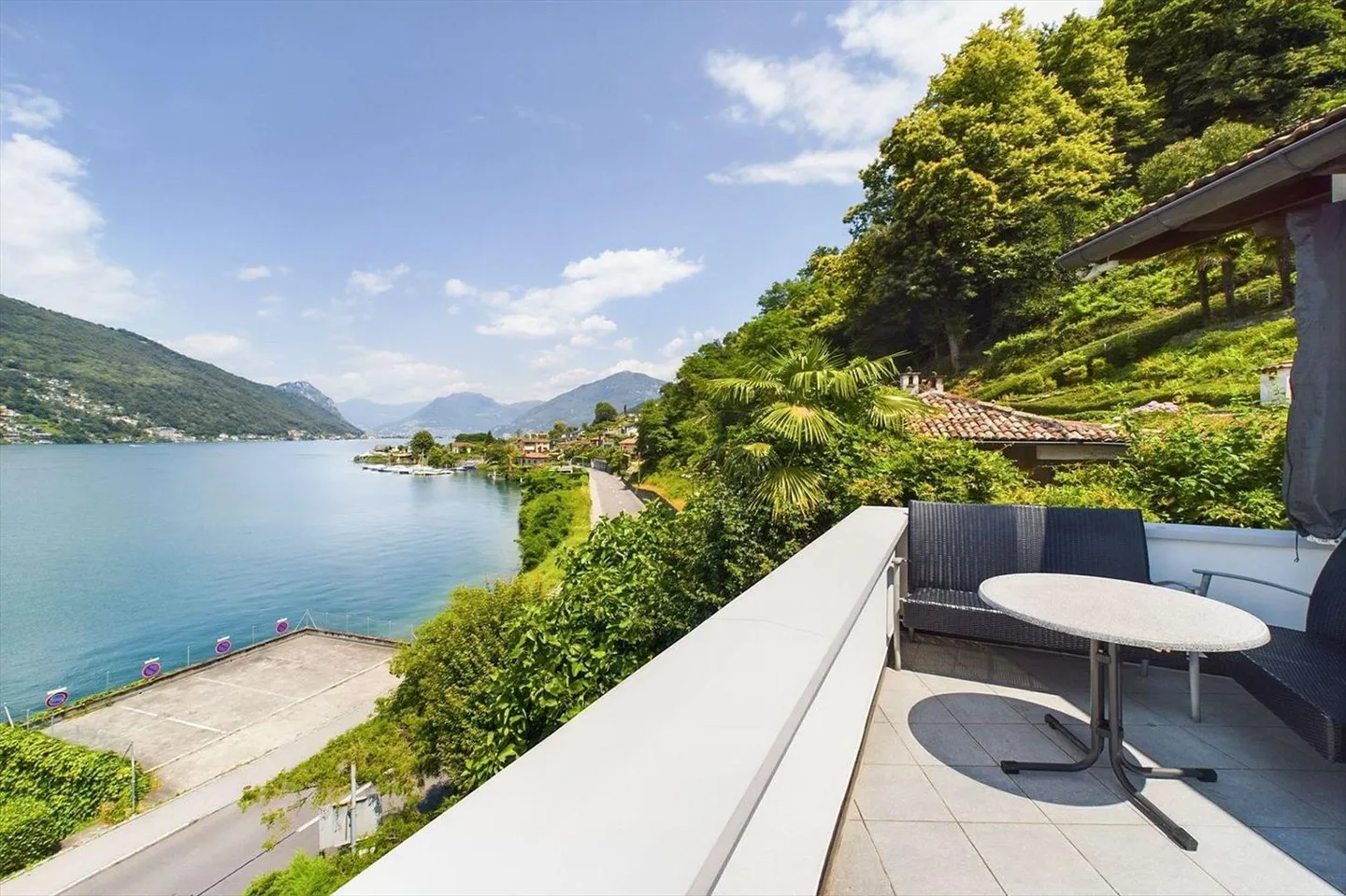 Una grande proprietà in riva al lago a Brusino Arsizio - Foto 6 di 13