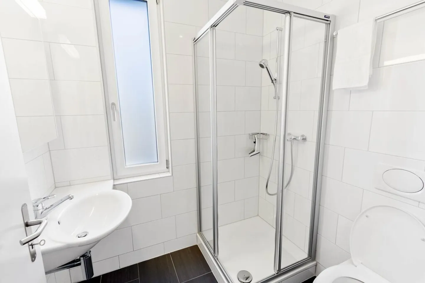 Beautiful apartment in Sandrain - Photo 8 of 9