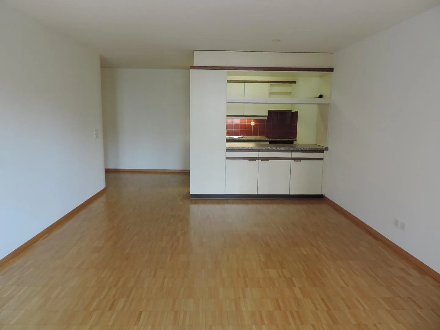 Temporary Living Directly at Stauffacher! (TEMPORARY until March 31, 2027) - Photo 2 of 8
