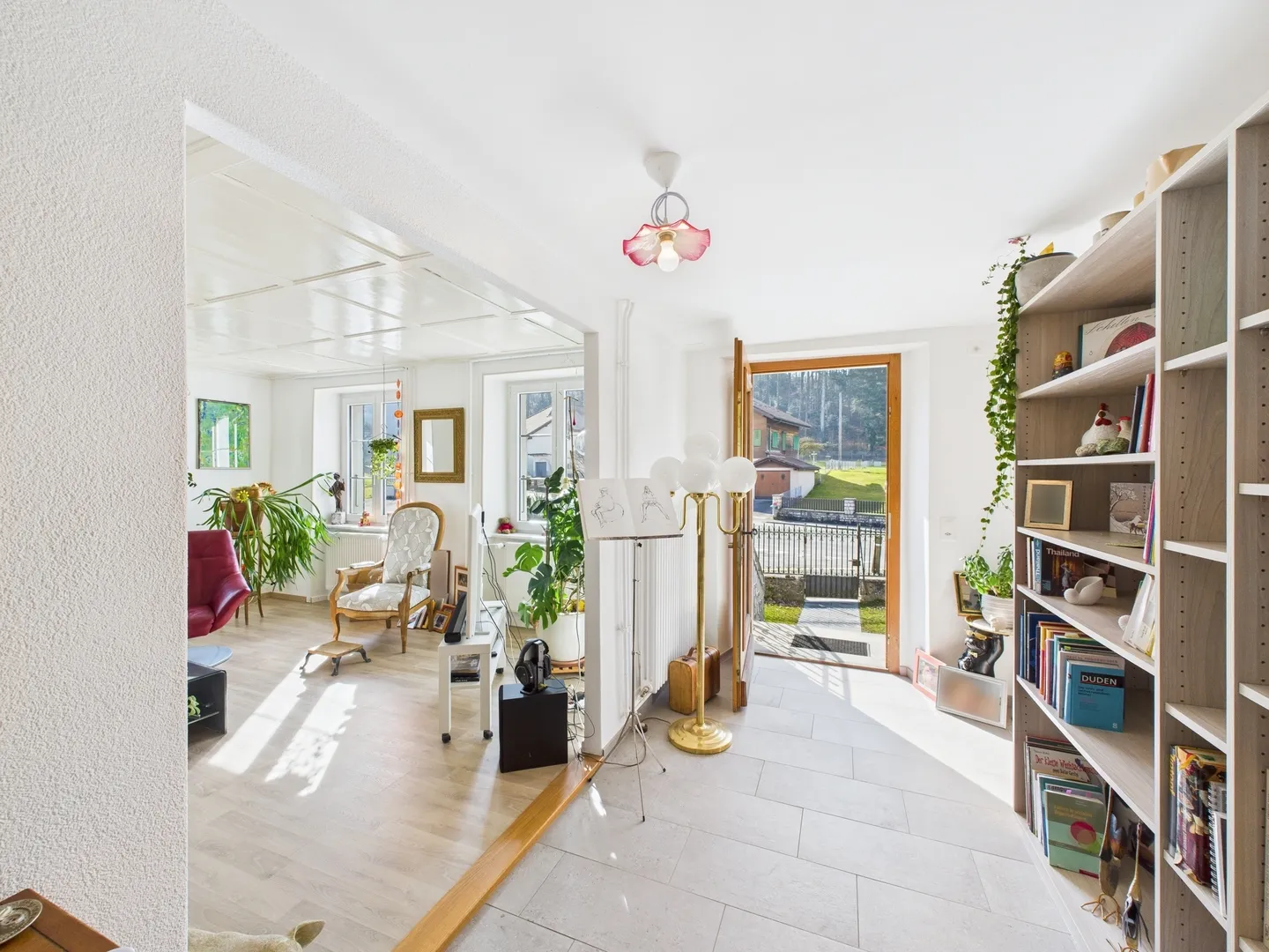 Charaktervolle Villa in Vendlincourt. - Foto 5 von 25