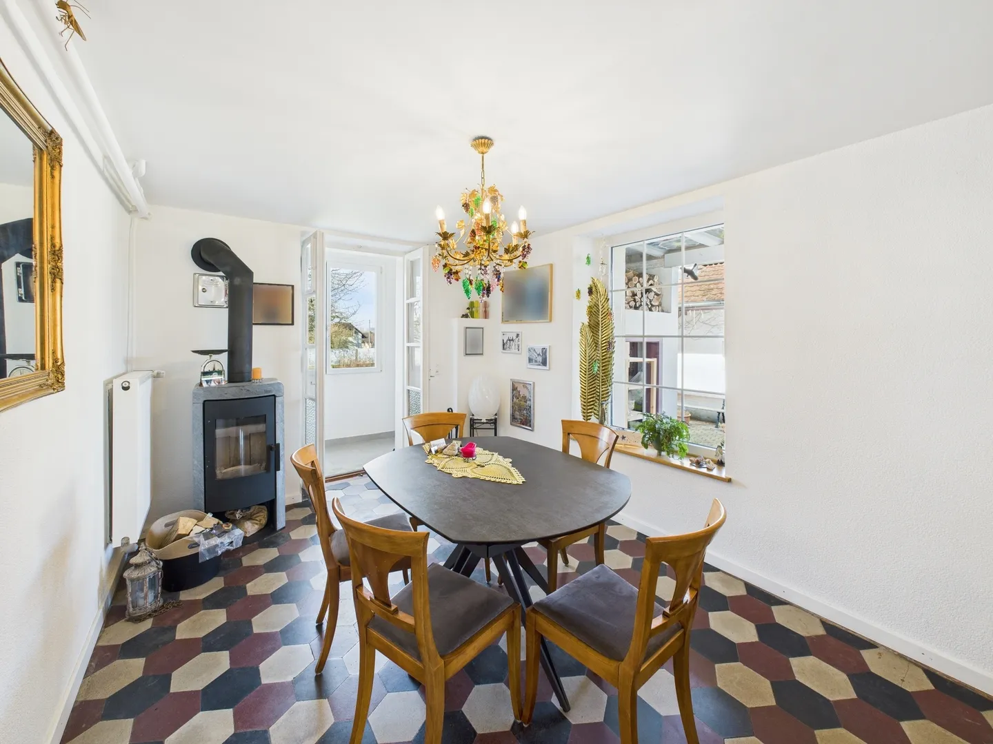 Charaktervolle Villa in Vendlincourt. - Foto 8 von 25