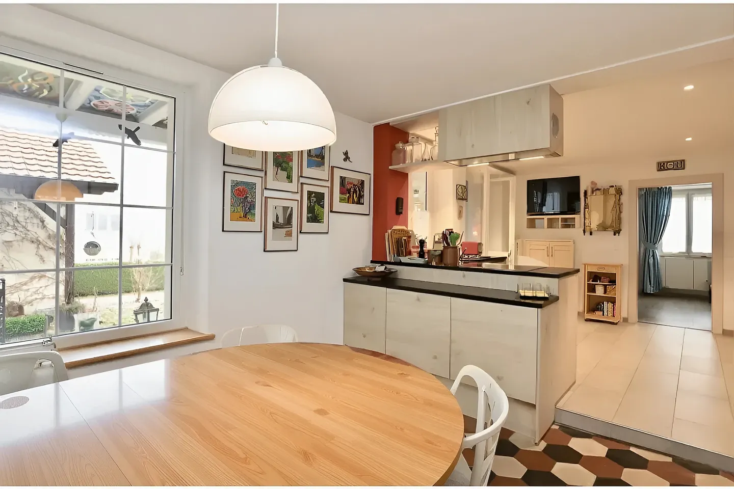 Charaktervolle Villa in Vendlincourt. - Foto 21 von 25