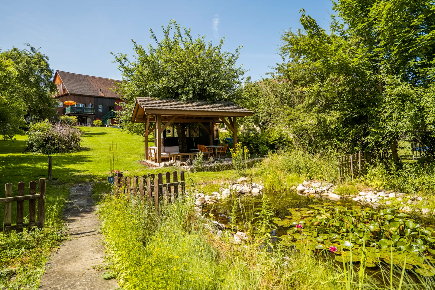 Propriété pleine de caractère avec 4 appartements - Photo 6 sur 20