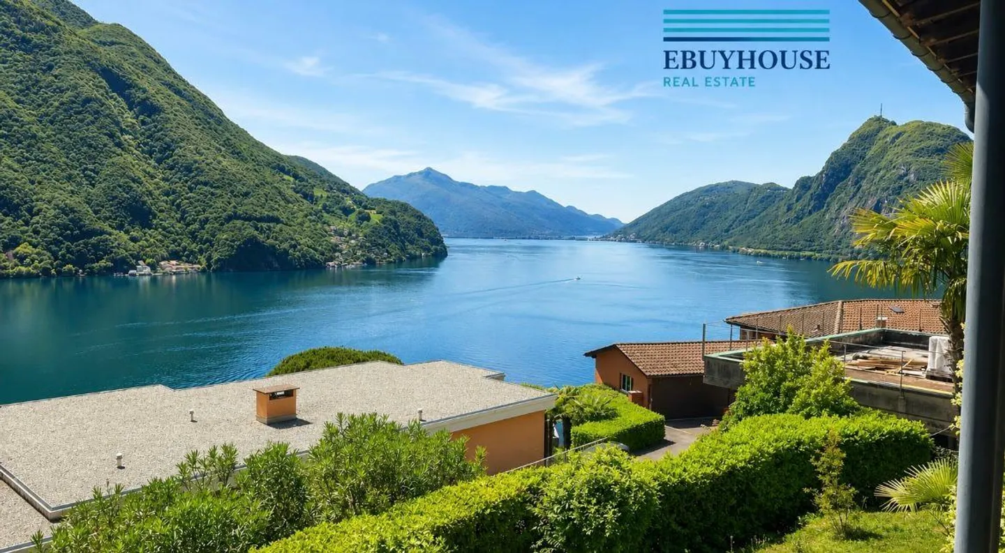 Maison mitoyenne avec vue sur le lac et jardin privé - Photo 2 sur 24