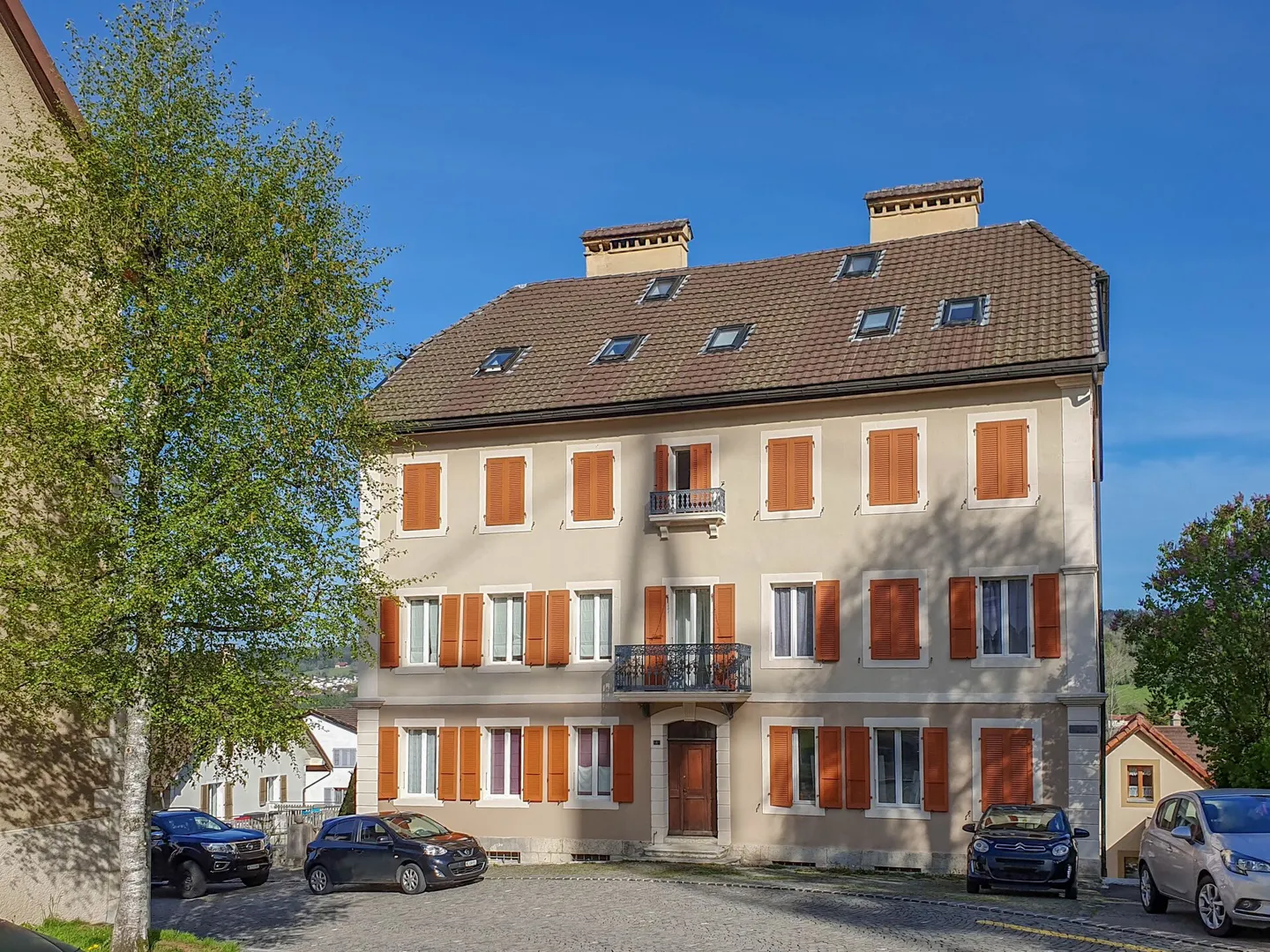 Lac 4, Les Brenets - 5-Zimmer-Wohnung mit Balkon im 2. Stock - Foto 1 von 16