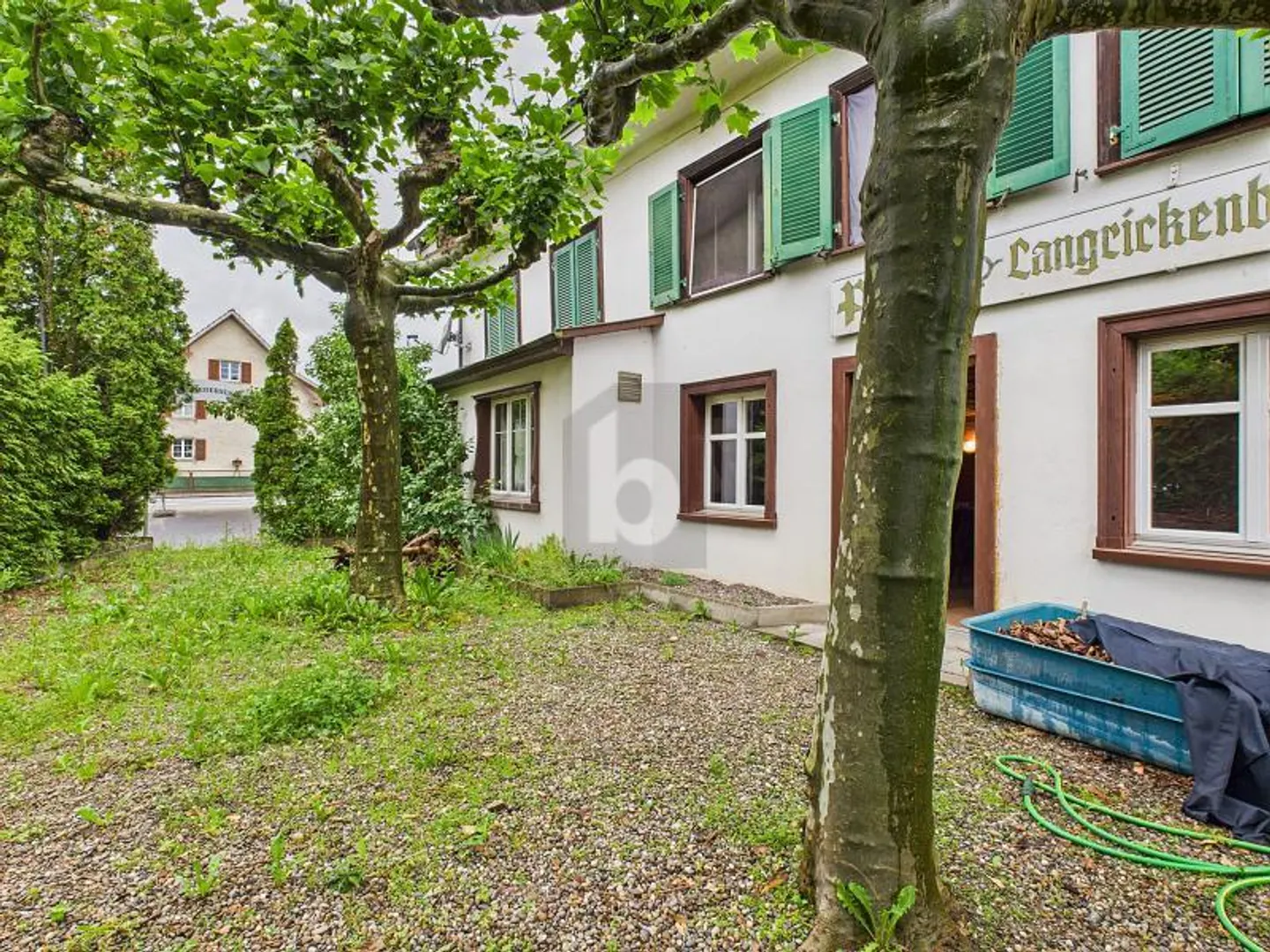 BEAUCOUP DE POTENTIEL AVEC TERRASSE ENSOLEILLÉE ! - Photo 4 sur 6