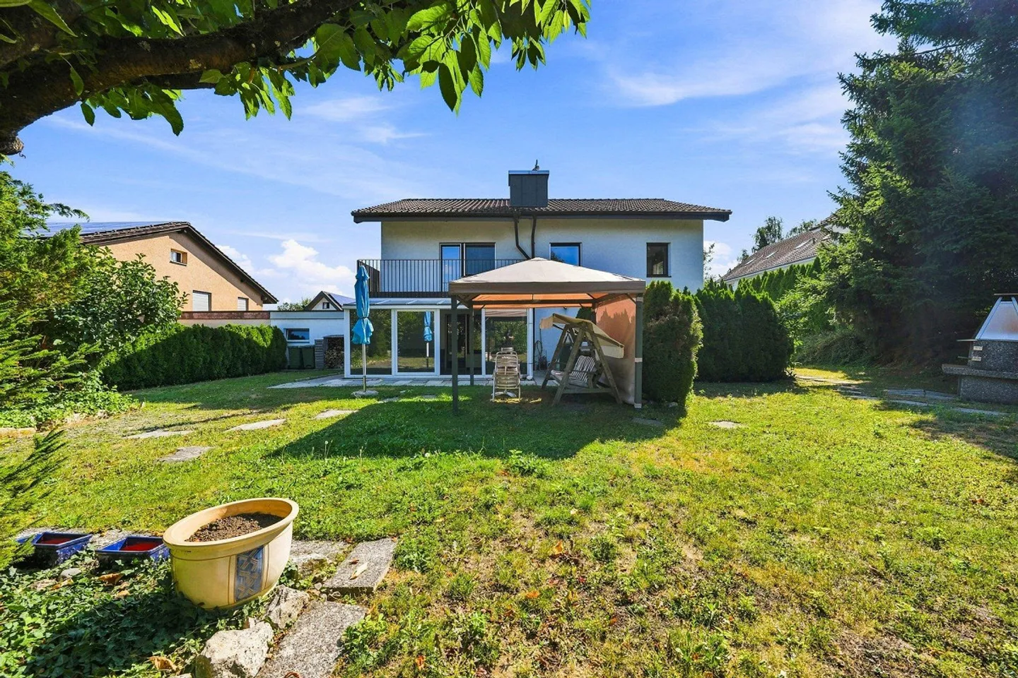 Casa familiare con un giardino da sogno - Foto 11 di 12